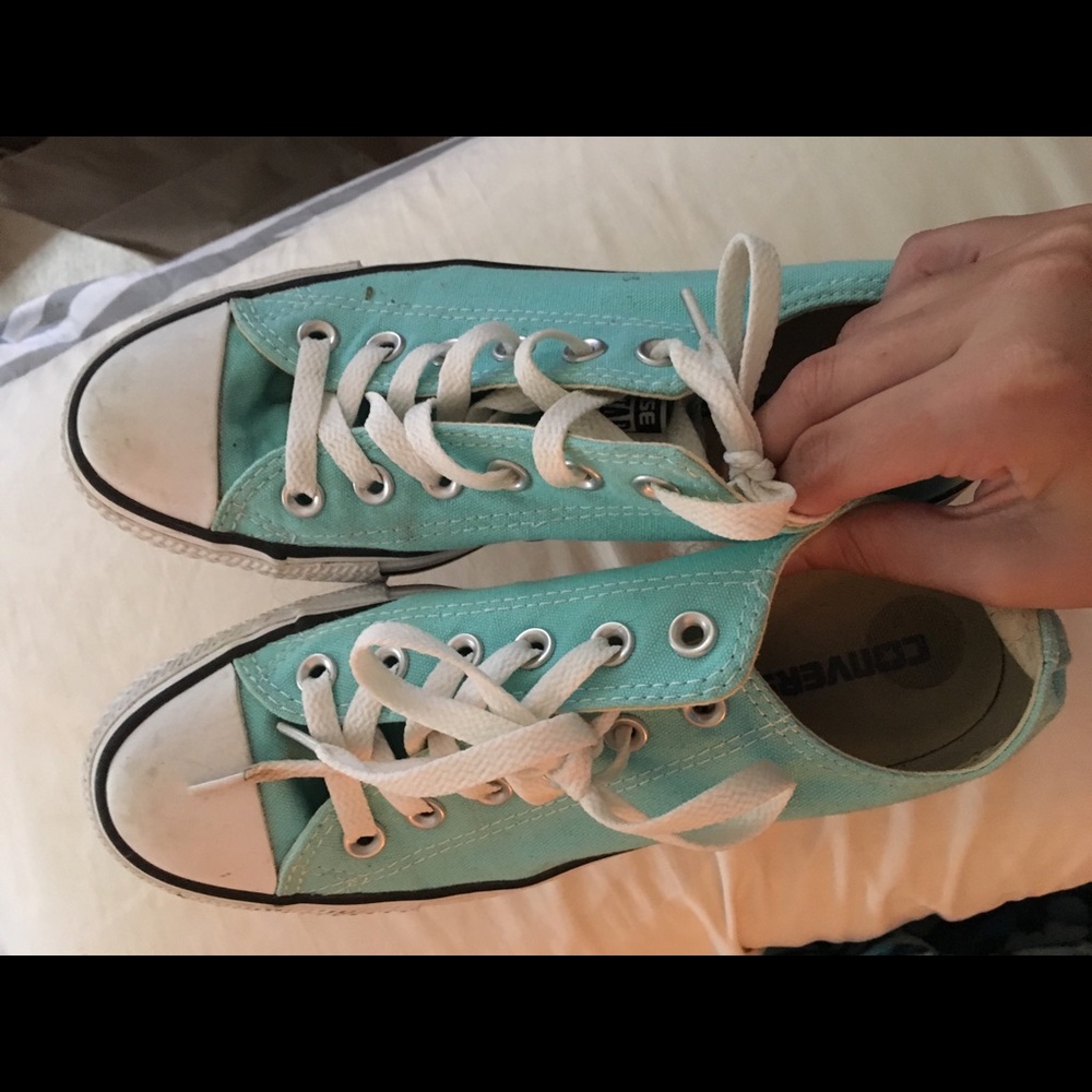 Teal converse